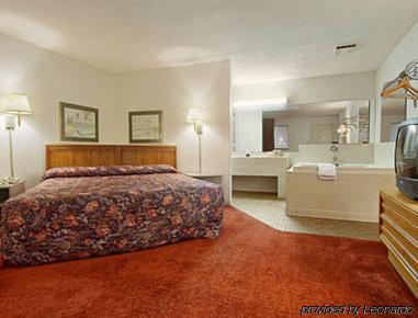 שרלוט Sunset Inn Northlake חדר תמונה