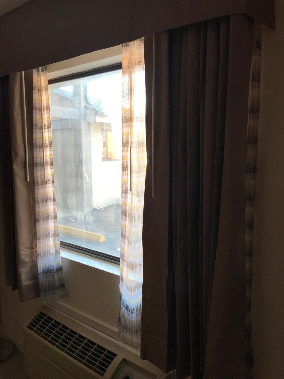 שרלוט Sunset Inn Northlake מראה חיצוני תמונה