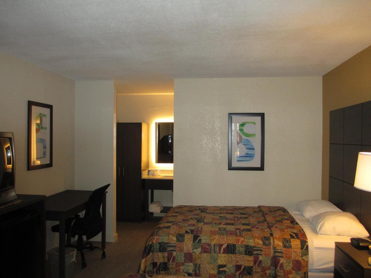 שרלוט Sunset Inn Northlake מראה חיצוני תמונה